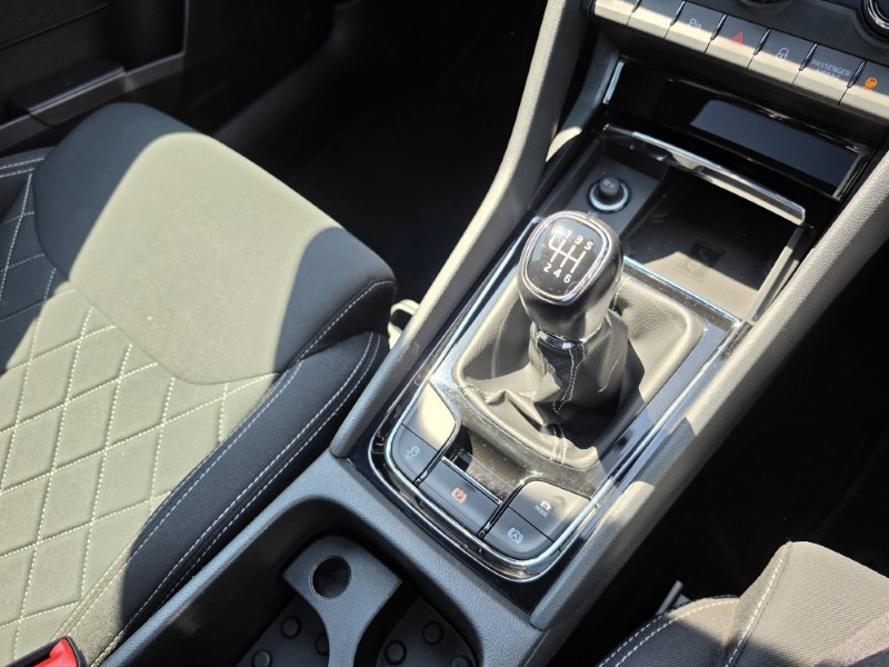 2023 (23) SKODA KAROQ 1.5 TSI Sportline 5dr 5627009
