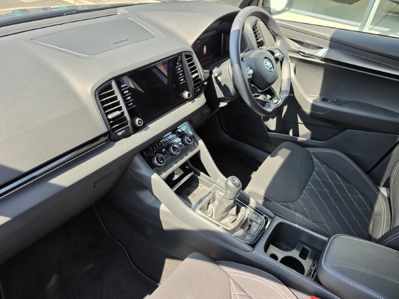 2023 (23) SKODA KAROQ 1.5 TSI Sportline 5dr 1