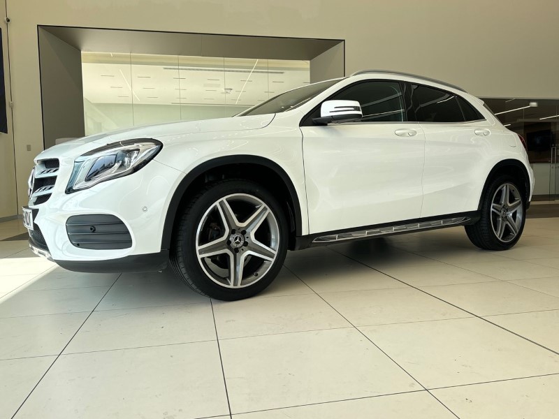 2024 (74) MERCEDES-BENZ GLA 200 AMG Line Edition 5dr 3289536