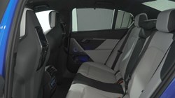 BMW M5 4dr DCT 5665486
