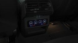 BMW M5 4dr DCT 5665488