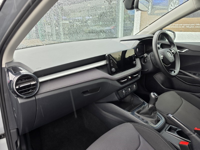 2024 (24) SKODA FABIA 1.0 MPI 80 Colour Edition 5dr 5682162
