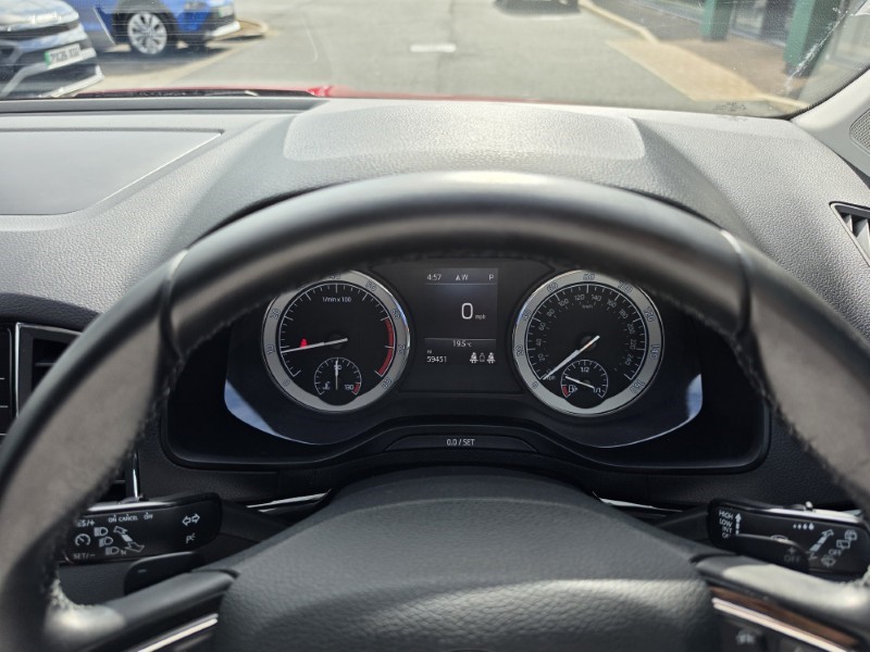 2019 (19) SKODA KAROQ 1.5 TSI SE L 5dr DSG 5670778