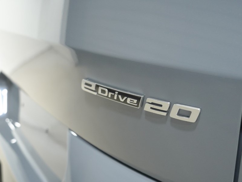  BMW iX2 150kW eDrive20 M Sport 65kWh 5dr Auto 5685870