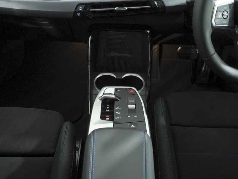  BMW iX2 150kW eDrive20 M Sport 65kWh 5dr Auto 5685882