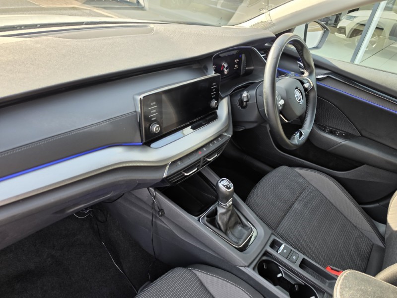 2020 (70) SKODA OCTAVIA 1.5 TSI SE First Edition 5dr 5695034