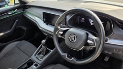 2020 (70) SKODA OCTAVIA 1.5 TSI SE First Edition 5dr 5695036