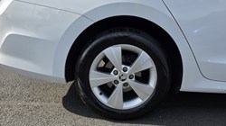 2020 (70) SKODA OCTAVIA 1.5 TSI SE First Edition 5dr 5695015