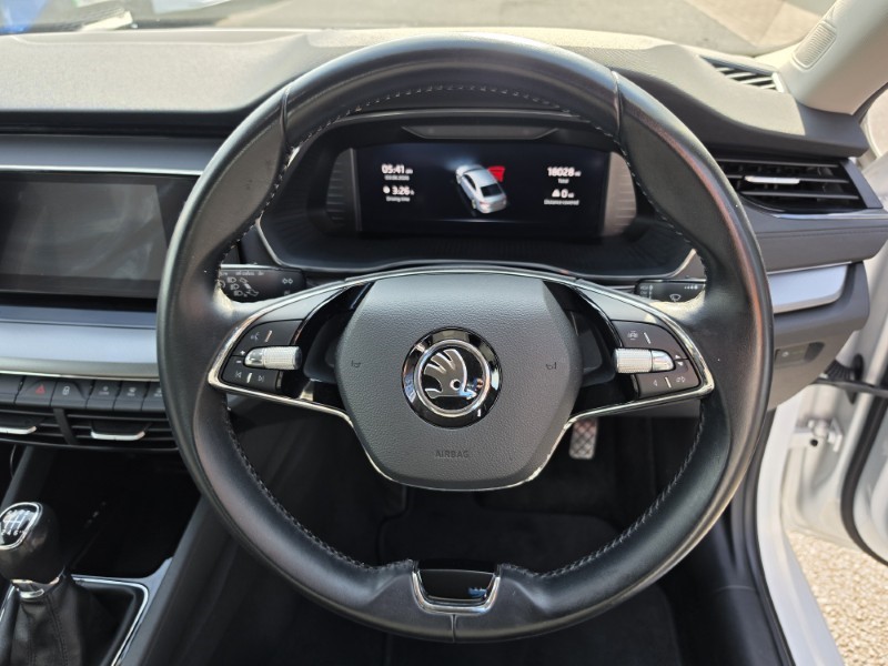 2020 (70) SKODA OCTAVIA 1.5 TSI SE First Edition 5dr 5695040