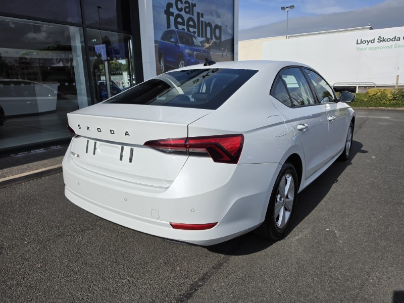 2020 (70) SKODA OCTAVIA 1.5 TSI SE First Edition 5dr 5695016