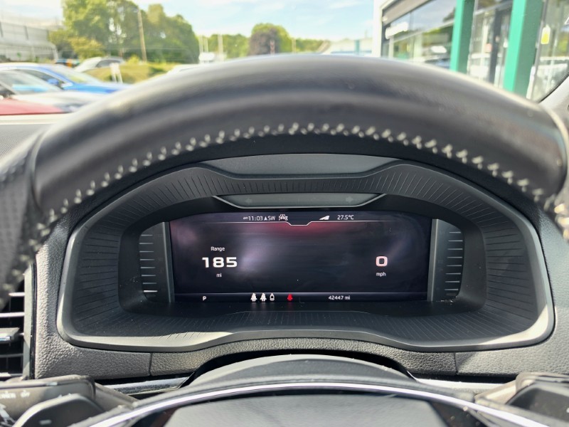 2021 (21) SKODA KAROQ 2.0 TDI Sport Line 4x4 5dr DSG 5706756