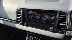 2021 (21) SKODA KAROQ 2.0 TDI Sport Line 4x4 5dr DSG 5706762