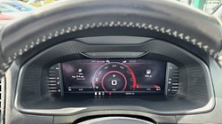 2021 (21) SKODA KAROQ 2.0 TDI Sport Line 4x4 5dr DSG 5706757