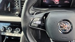 2021 (21) SKODA KAROQ 2.0 TDI Sport Line 4x4 5dr DSG 5706748