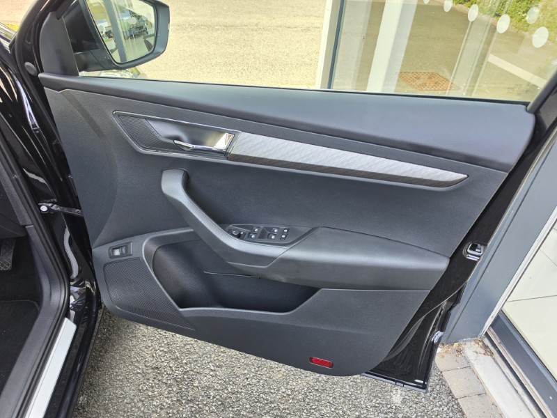 2025 (75) SKODA KAROQ 1.5 TSI SE L Edition 5dr 5688498