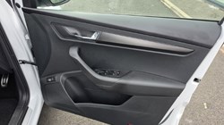 2023 (23) SKODA KAROQ 1.5 TSI Sportline 5dr 5713697