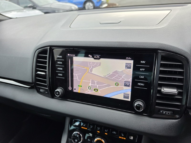 2023 (23) SKODA KAROQ 1.5 TSI Sportline 5dr 5713716