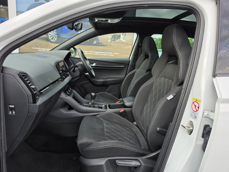 2023 (23) SKODA KAROQ 1.5 TSI Sportline 5dr 5713693
