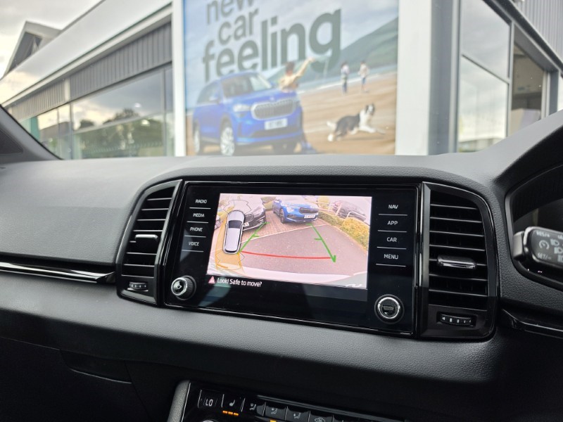 2023 (23) SKODA KAROQ 1.5 TSI Sportline 5dr 5713683