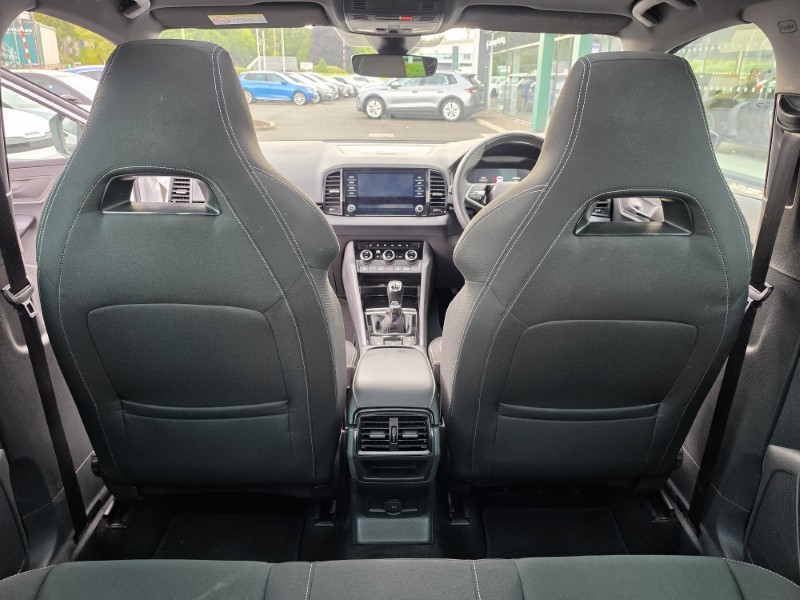 2023 (23) SKODA KAROQ 1.5 TSI Sportline 5dr 5713687