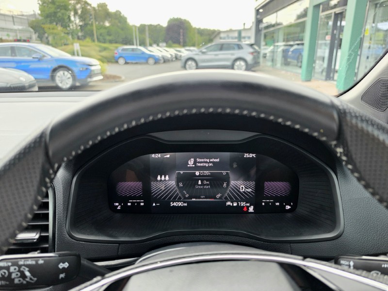 2023 (23) SKODA KAROQ 1.5 TSI Sportline 5dr 5713710