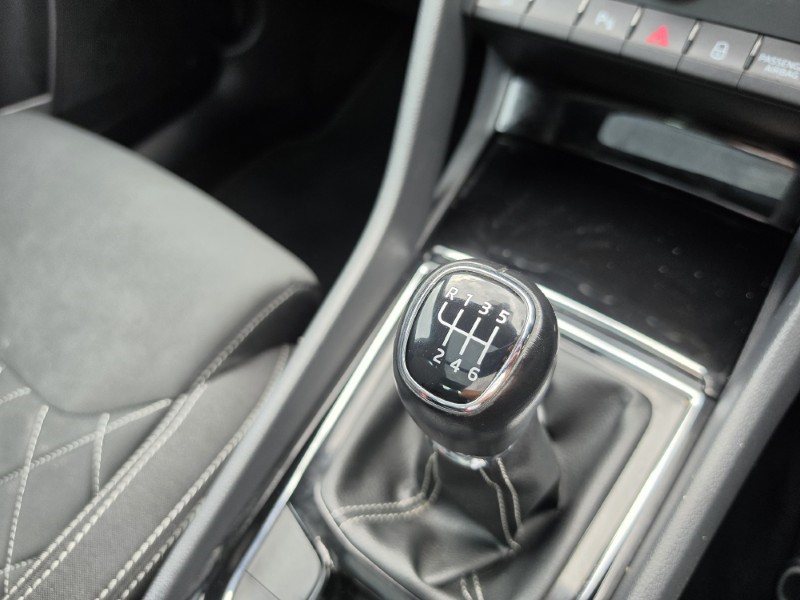 2023 (23) SKODA KAROQ 1.5 TSI Sportline 5dr 5713707
