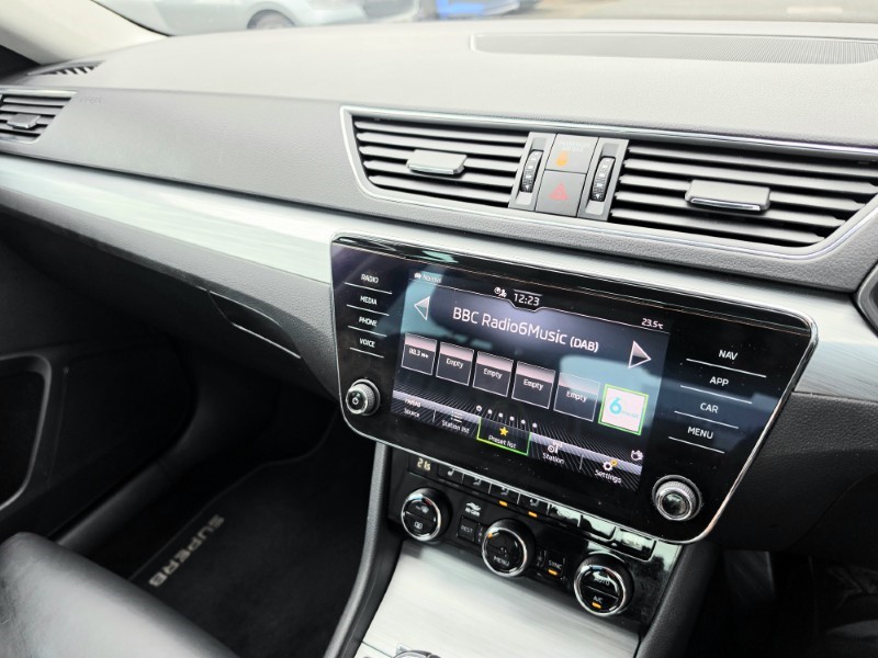 2020 (70) SKODA SUPERB 1.5 TSI SE Technology 5dr 5715843