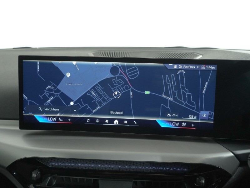  BMW 2 SERIES 220i M Sport 2dr Step Auto 5801540