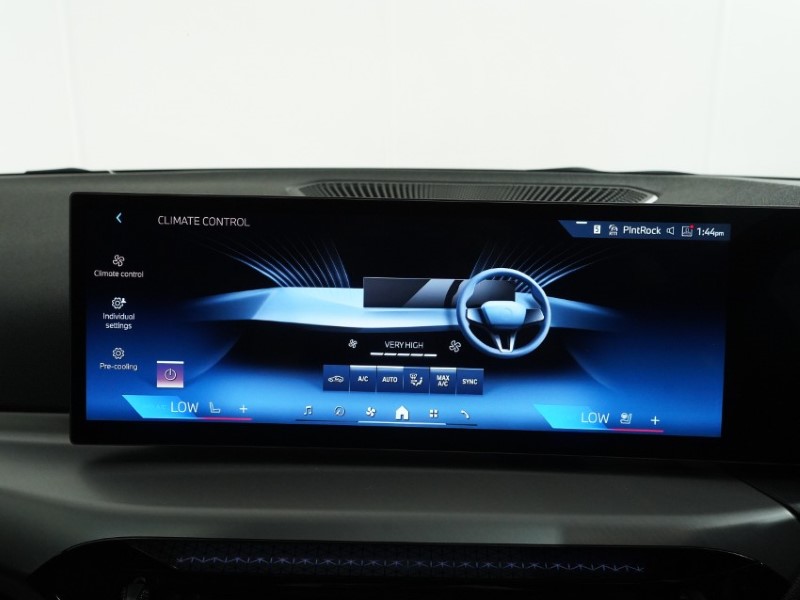  BMW 2 SERIES 220i M Sport 2dr Step Auto 5801543