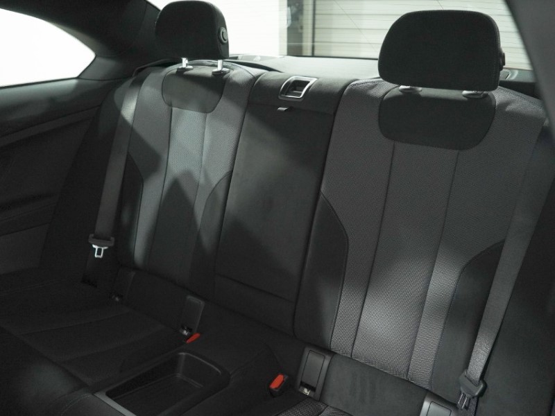  BMW 2 SERIES 220i M Sport 2dr Step Auto 5801503