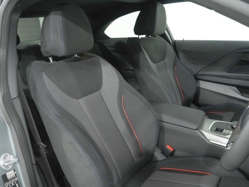  BMW 2 SERIES 220i M Sport 2dr Step Auto 5683995