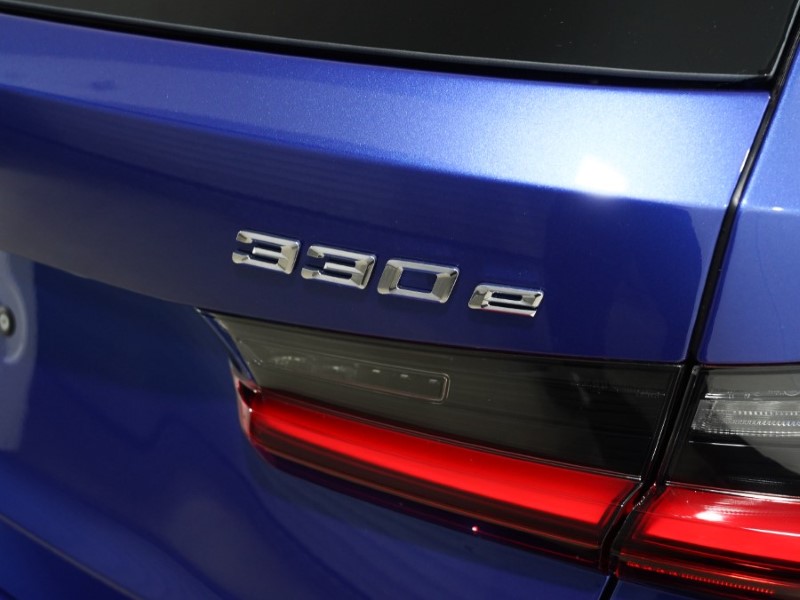  BMW 3 SERIES 330e 22.3 kWh M Sport 5dr Step Auto 5668490