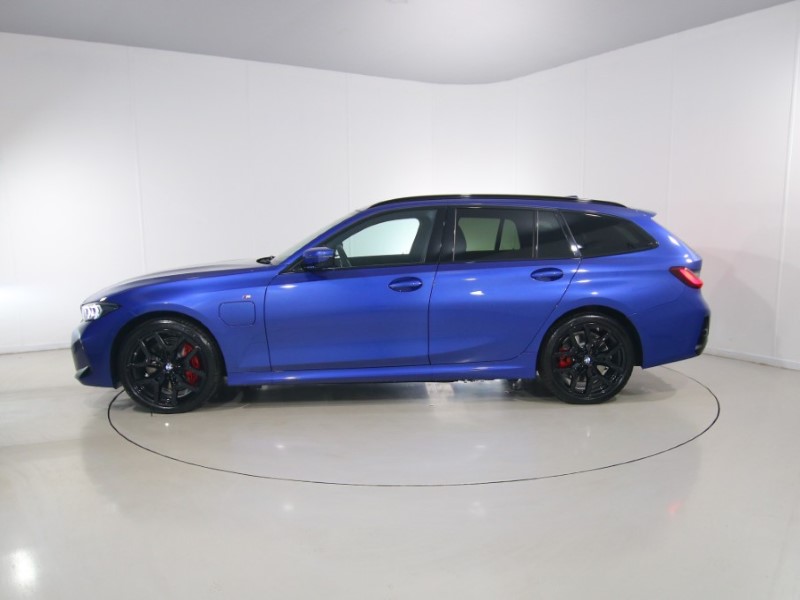  BMW 3 SERIES 330e 22.3 kWh M Sport 5dr Step Auto 5668546