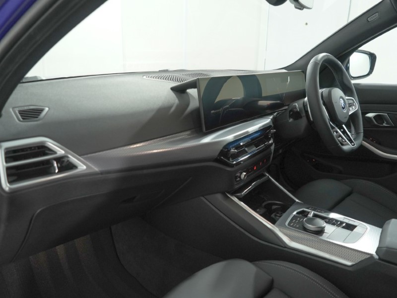  BMW 3 SERIES 330e 22.3 kWh M Sport 5dr Step Auto 5668496