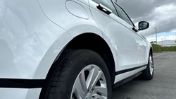 2022 (22) LAND ROVER RANGE ROVER EVOQUE 2.0 D200 R-Dynamic S 5dr Auto 3310135