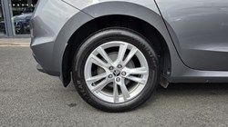 2024 (24) SKODA FABIA 1.0 TSI 116 SE L 5dr DSG 5800720