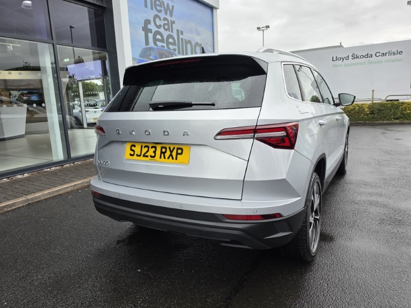 2023 (23) SKODA KAROQ 1.0 TSI SE L 5dr 5773700