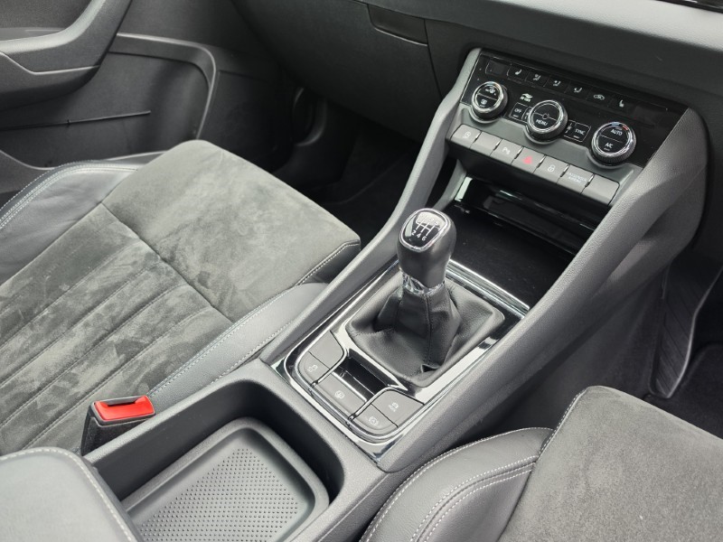2023 (23) SKODA KAROQ 1.0 TSI SE L 5dr 5773728