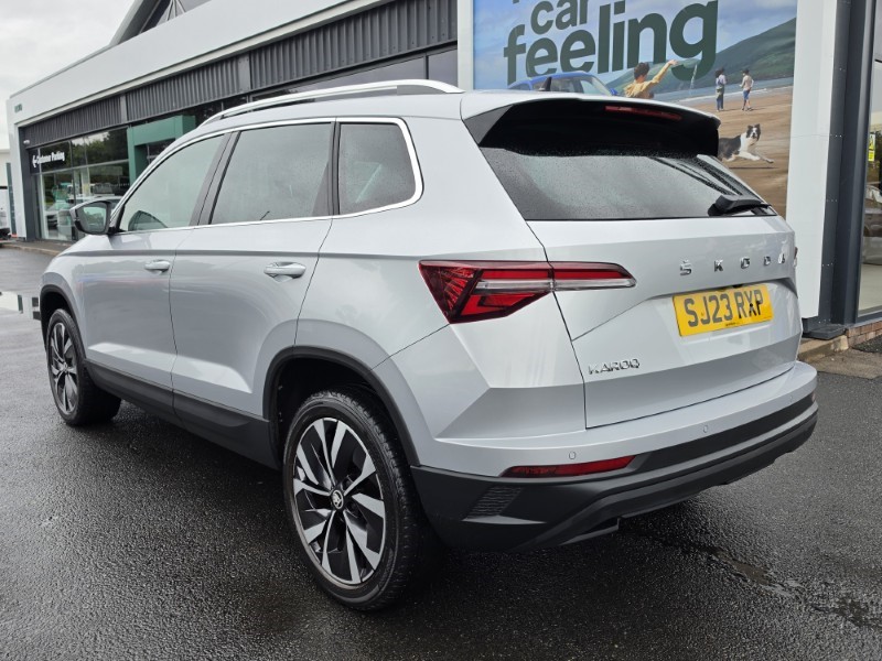 2023 (23) SKODA KAROQ 1.0 TSI SE L 5dr 5773709