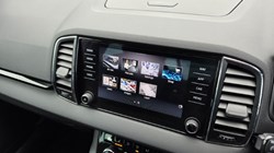 2023 (23) SKODA KAROQ 1.0 TSI SE L 5dr 5773745