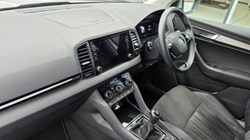 2023 (23) SKODA KAROQ 1.0 TSI SE L 5dr 5773725
