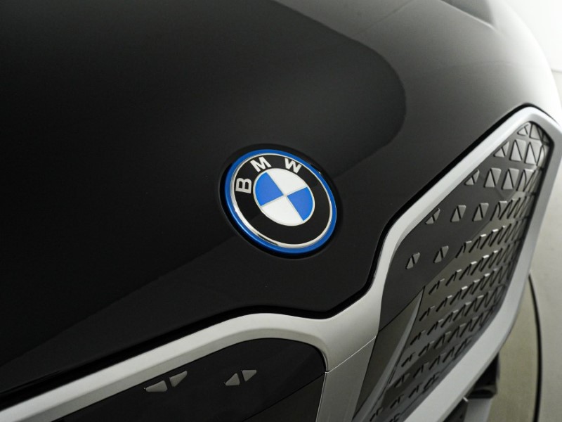  BMW iX1 230kW xDrive30 M Sport 65kWh 5dr Auto 5679232