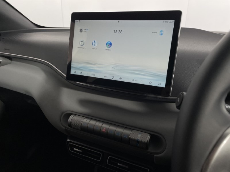 2025 (25) BYD DOLPHIN SURF 115kW Comfort 43kWh 5dr Auto 4626138