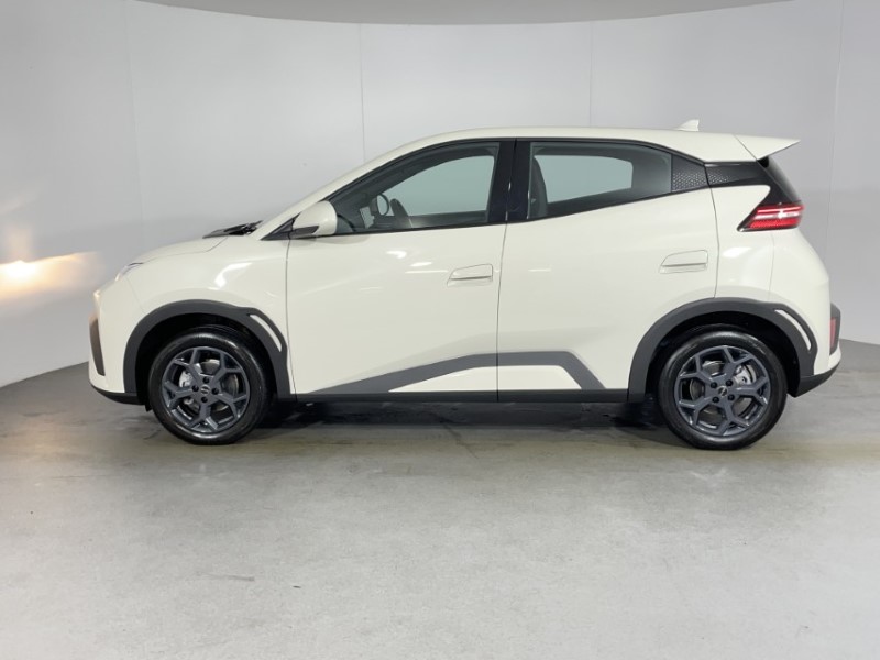 2025 (25) BYD DOLPHIN SURF 65kW Boost 43kWh 5dr Auto 4750221