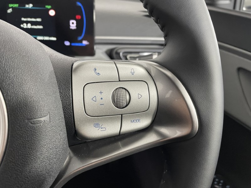 2025 (25) BYD DOLPHIN SURF 65kW Boost 43kWh 5dr Auto 4750166