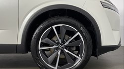 2022 (72) NISSAN QASHQAI 1.3 DiG-T MH 158 Tekna 5dr 4505054
