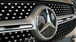 2020 (70) MERCEDES-BENZ GLC 300de 4Matic AMG Line Premium 5dr 9G-Tronic 3326672