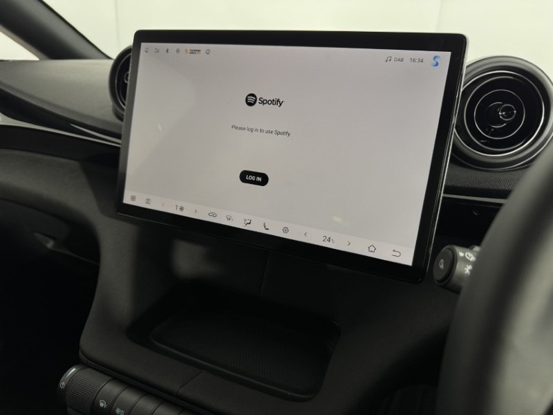 2025 (75) BYD DOLPHIN 150kW Design 60.4kWh 5dr Auto 5066079