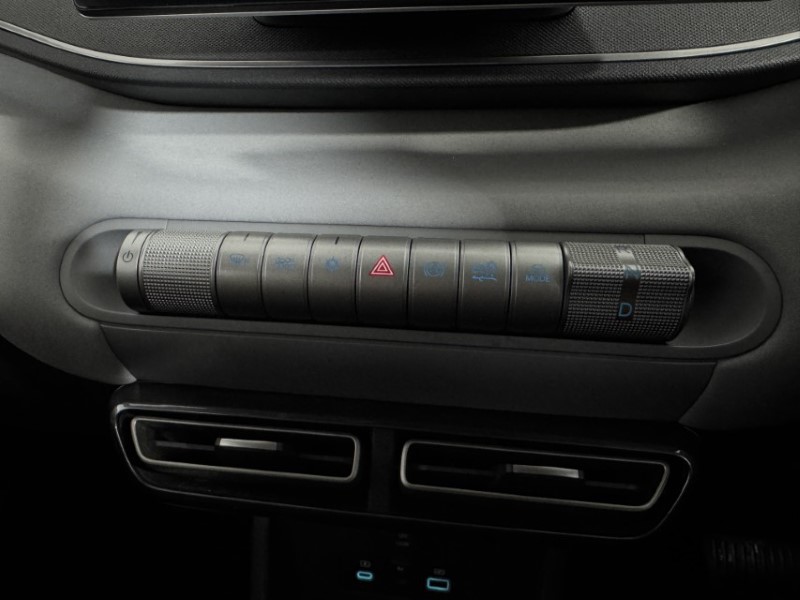 2025 (75) BYD DOLPHIN SURF 65kW Boost 43kWh 5dr Auto 4971812