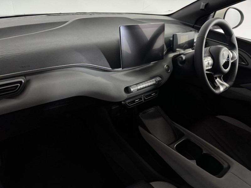 2025 (75) BYD DOLPHIN SURF 65kW Boost 43kWh 5dr Auto 4971856